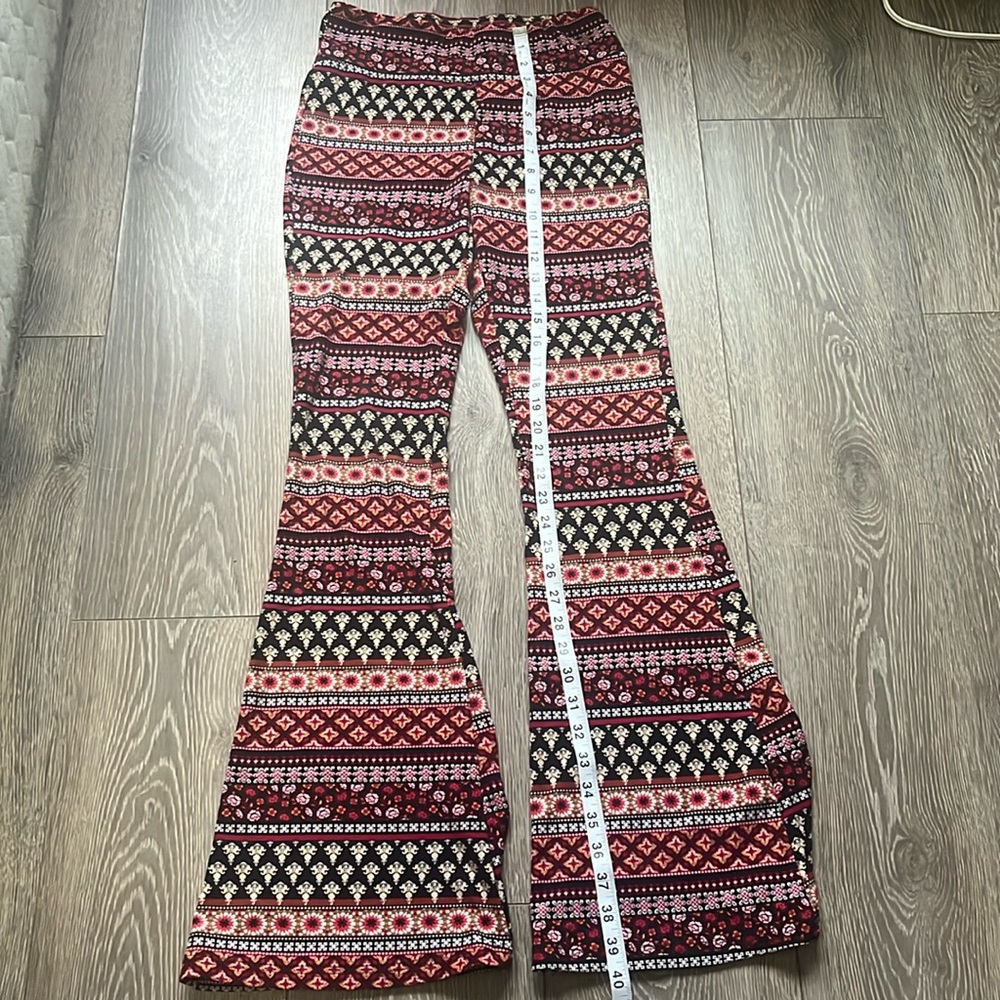 Women’s No Boundaries Flare Medium Pant - Picture 6 of 6